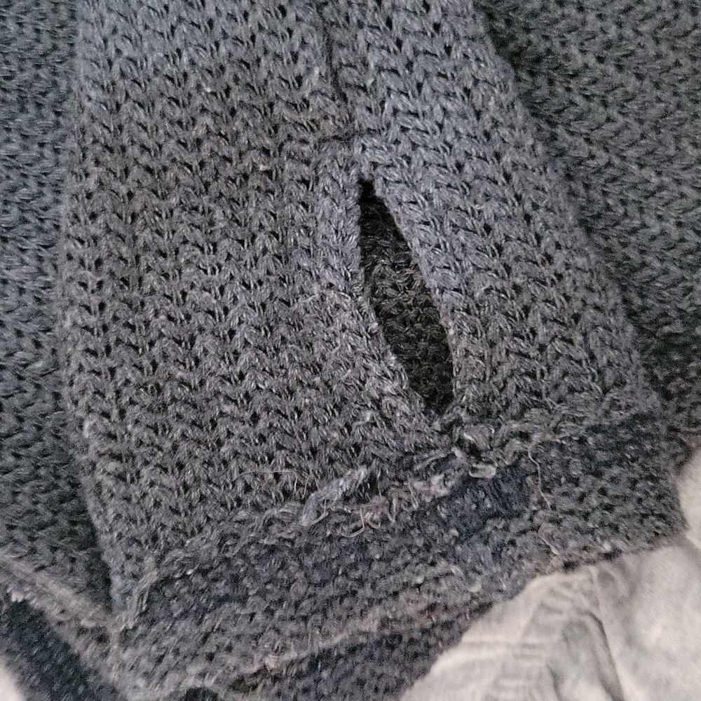 Free People Sweater - Picture 5 of 5